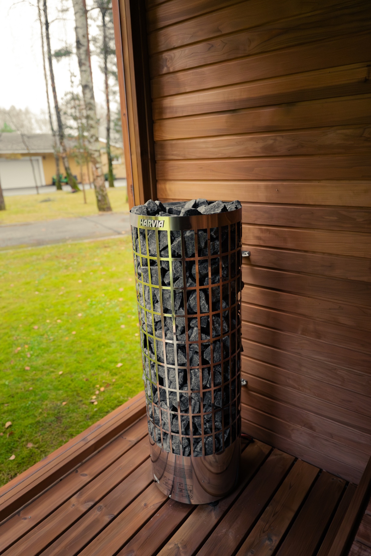 Jonas Grand barrel sauna in teak finish | Signature Garden Rooms installation
