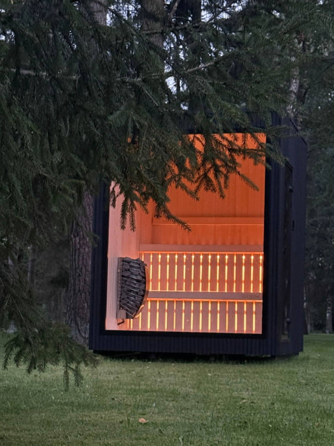 Jonas S compact barrel sauna in ebony finish | Signature Garden Rooms