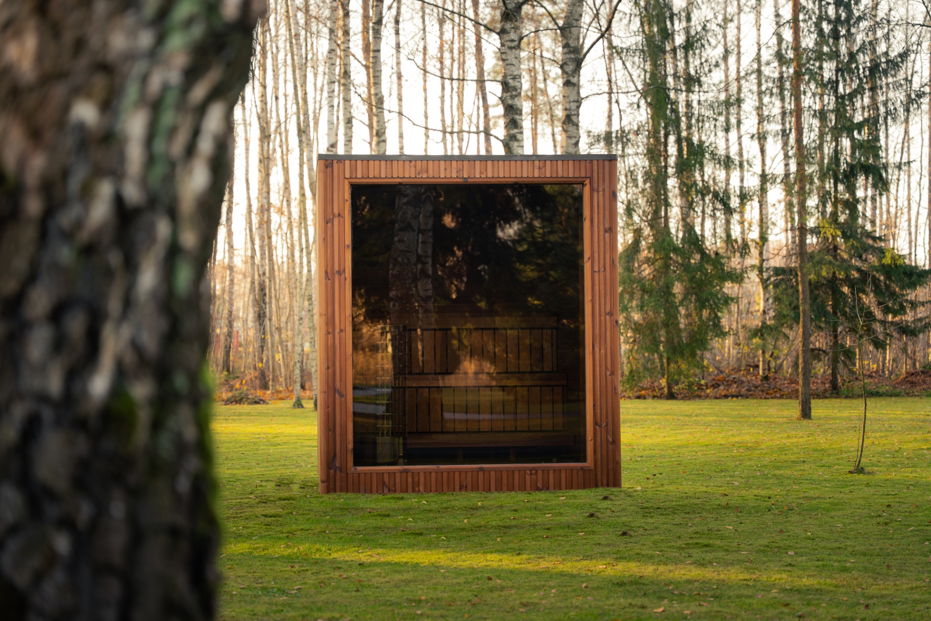 Jonas Grand barrel sauna in teak finish | Signature Garden Rooms installation