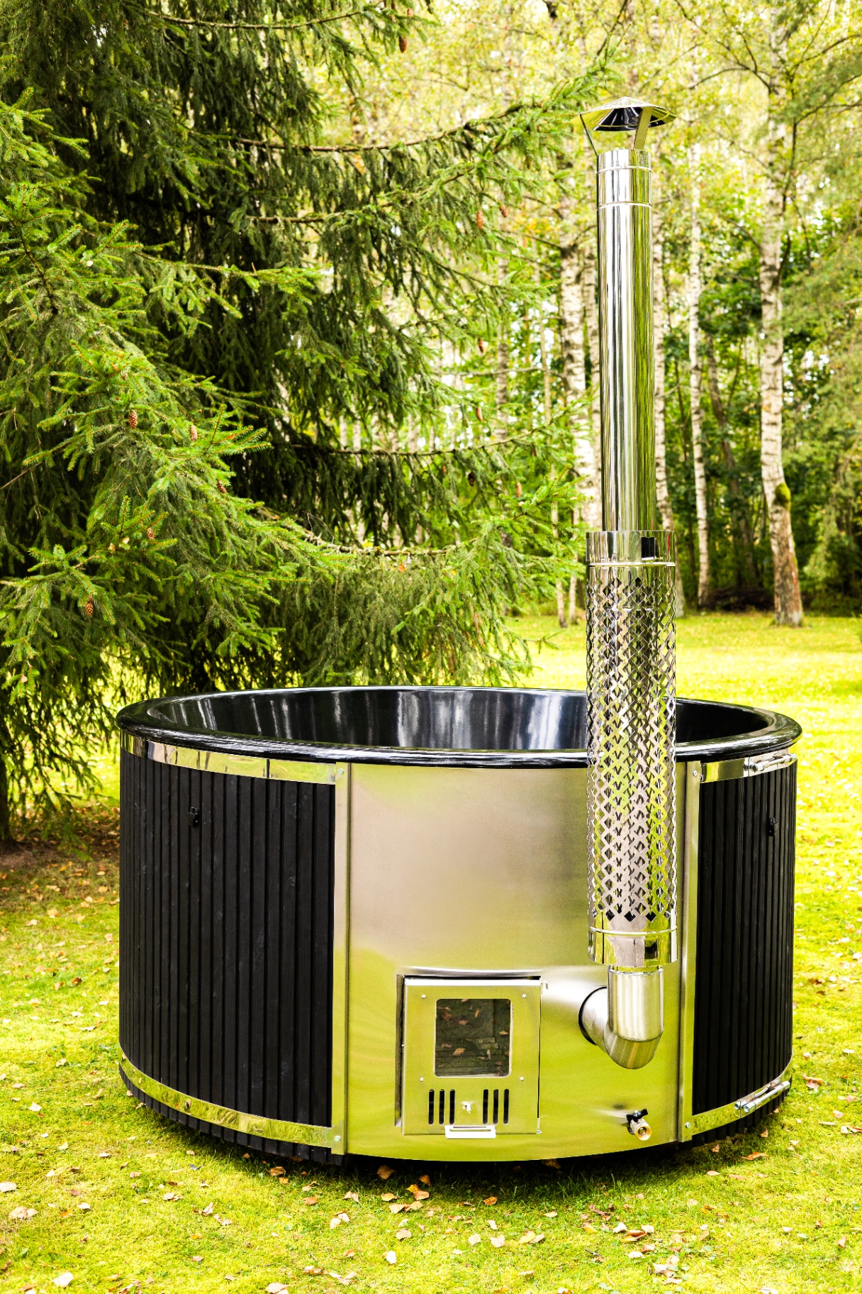 Benas premium hot tub with chrome jets | Signature Garden Rooms installation