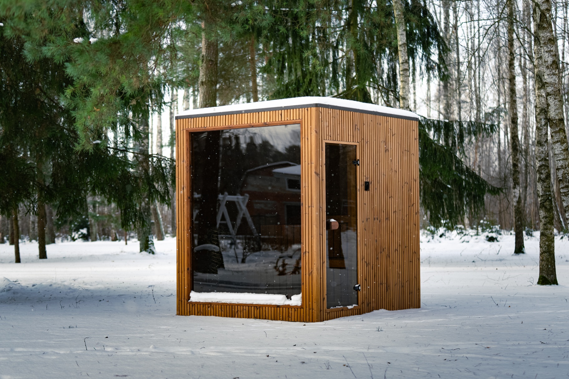 Jonas teak barrel sauna in Scottish winter | Signature Garden Rooms