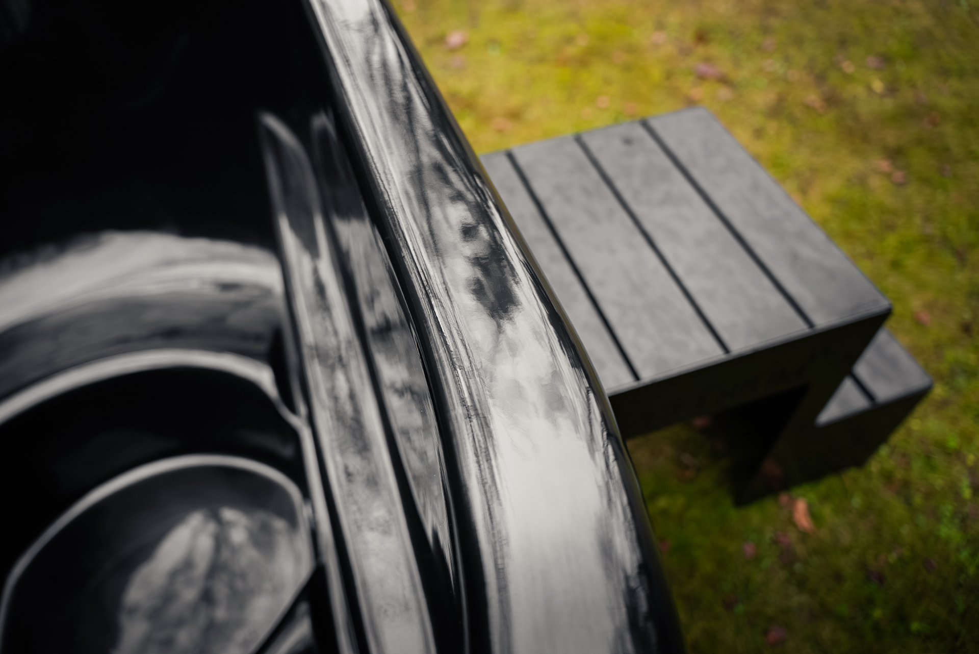 Aiste Grand premium wood-clad hot tub installed by Signature Garden Rooms in Central Scotland