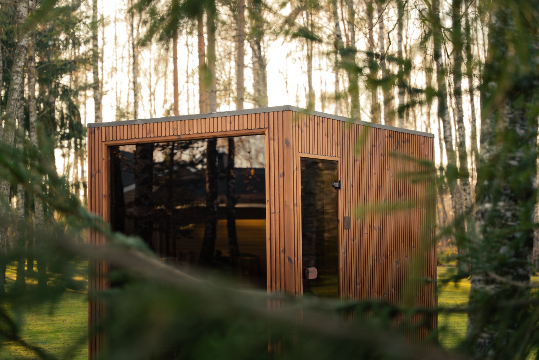 Jonas Grand barrel sauna in teak finish | Signature Garden Rooms installation