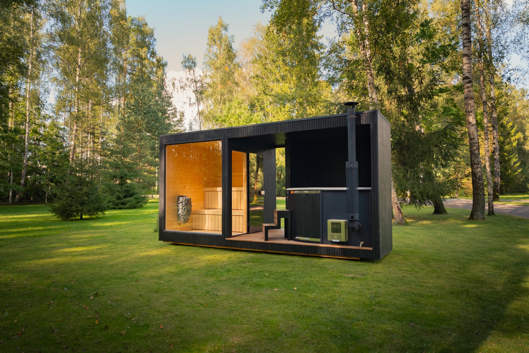 Tauras Grand ebony modular sauna | Signature Garden Rooms installation
